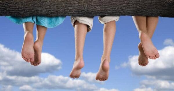Kids bare feet